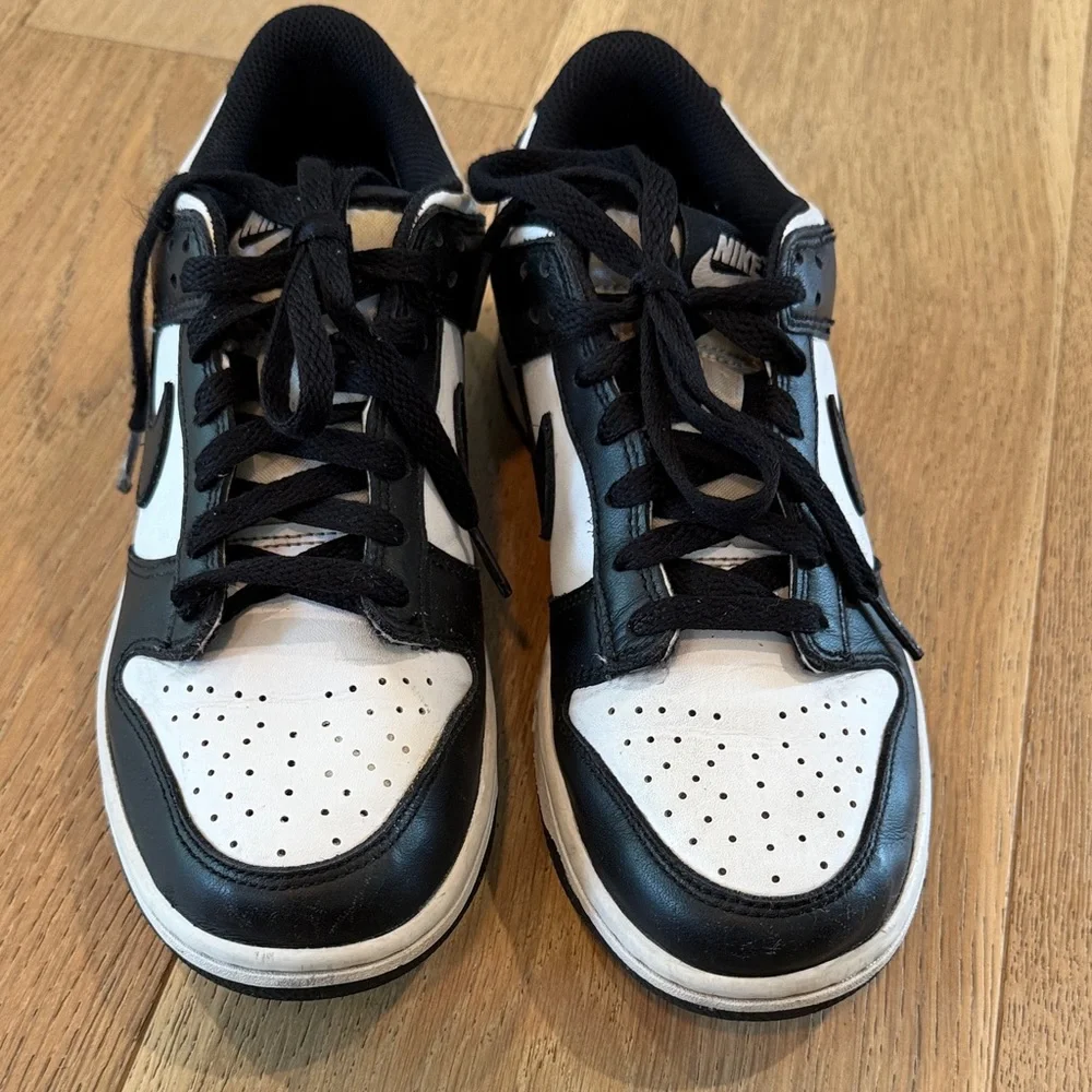 Nike Kids Black and White Low-Top Sneakers